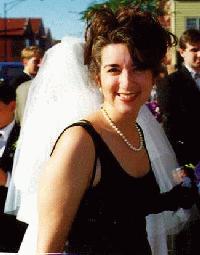 Maria is not wearing a bridal veil in this picture