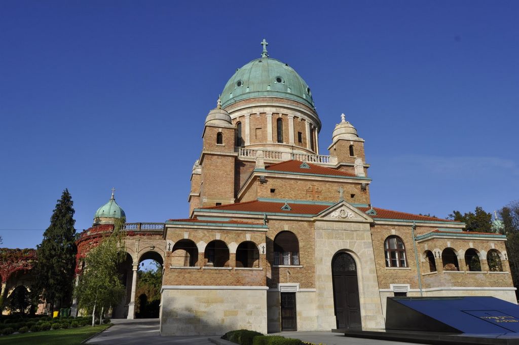 2009_10_13_croatia_zagreb_mirogoj_cemetary_49.jpg (large)