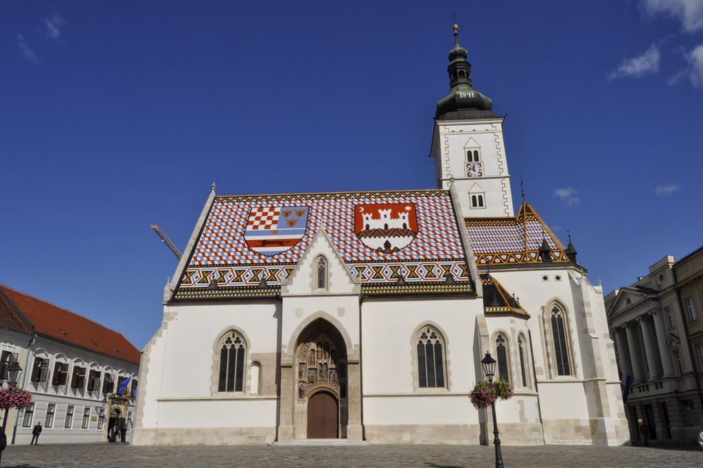 2009_10_13_croatia_zagreb_st_mark_square_3.jpg (large)