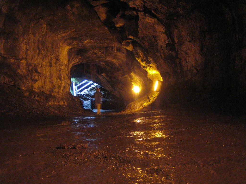 20070115_thurston_lava_tube_21.jpg (large)