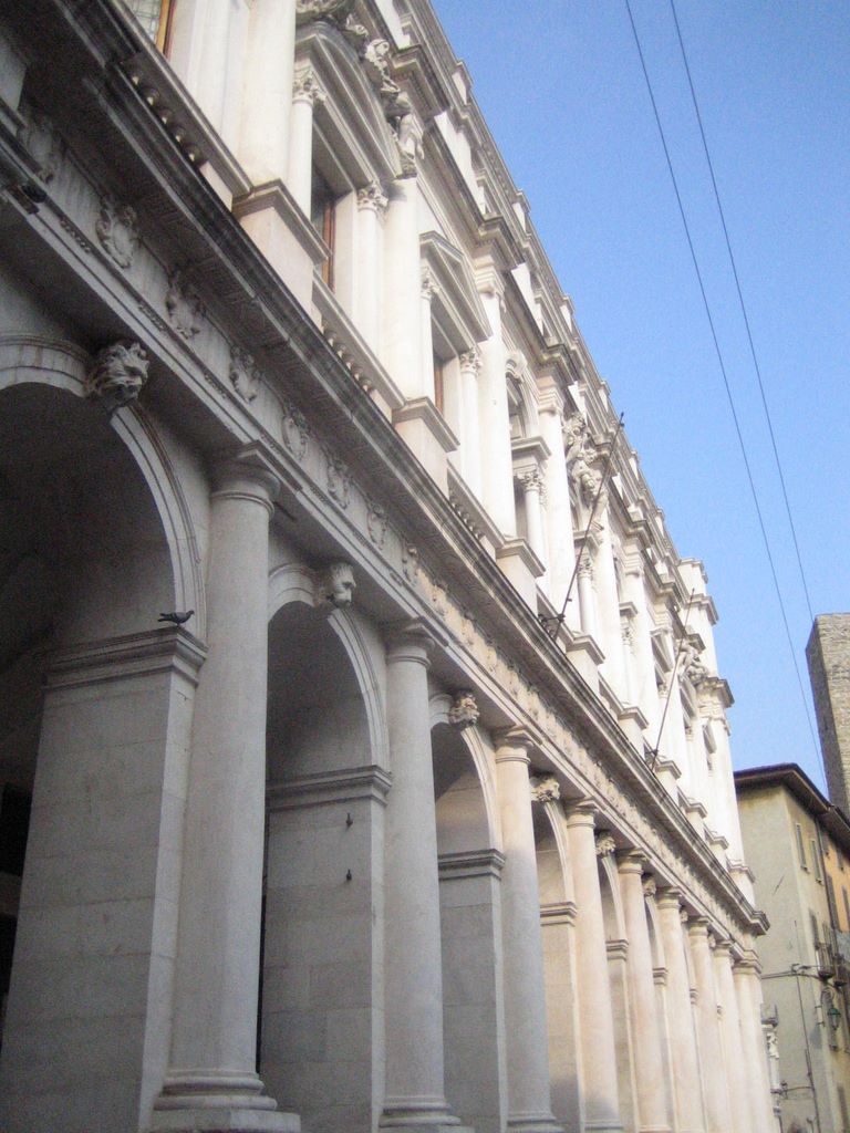 20060725_bergamo_252_palazzo_scamozziano.jpg (large)