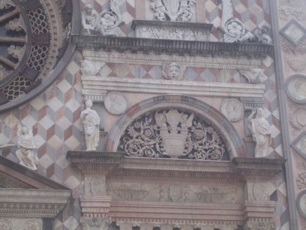 20060725_bergamo_capella_colleoni_9.jpg (large)