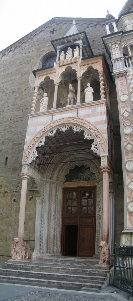 20060725_bergamo_st_maria_maggiore_panorama_1.jpg (large)
