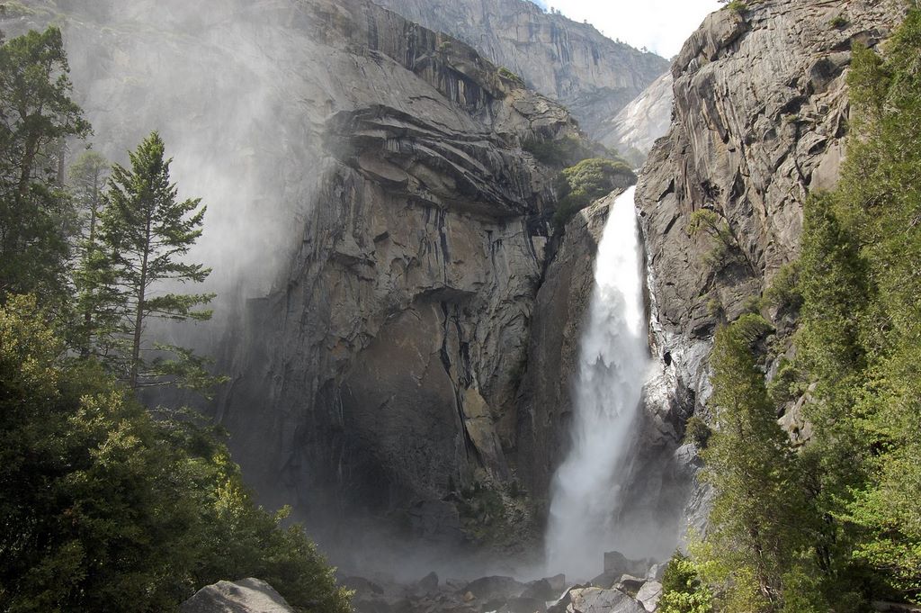 2008_06_02_ca_yosemite_yosemite_falls_lower_falls_6_3_2008_3_04_51_pm.jpg (large)