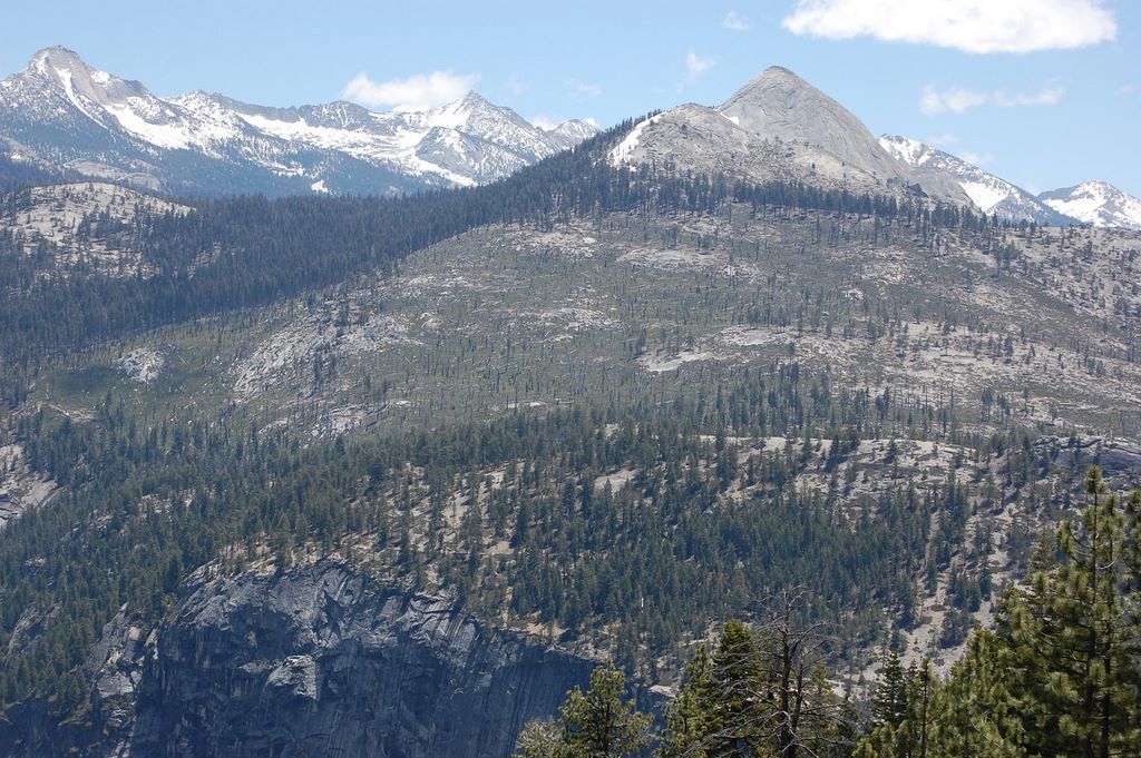 2008_06_04_ca_yosemite_glacier_point_star_king_load.jpg (large)