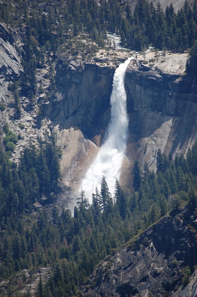 2008_06_04_ca_yosemite_washburn_point_nevada_falls_load.jpg (large)