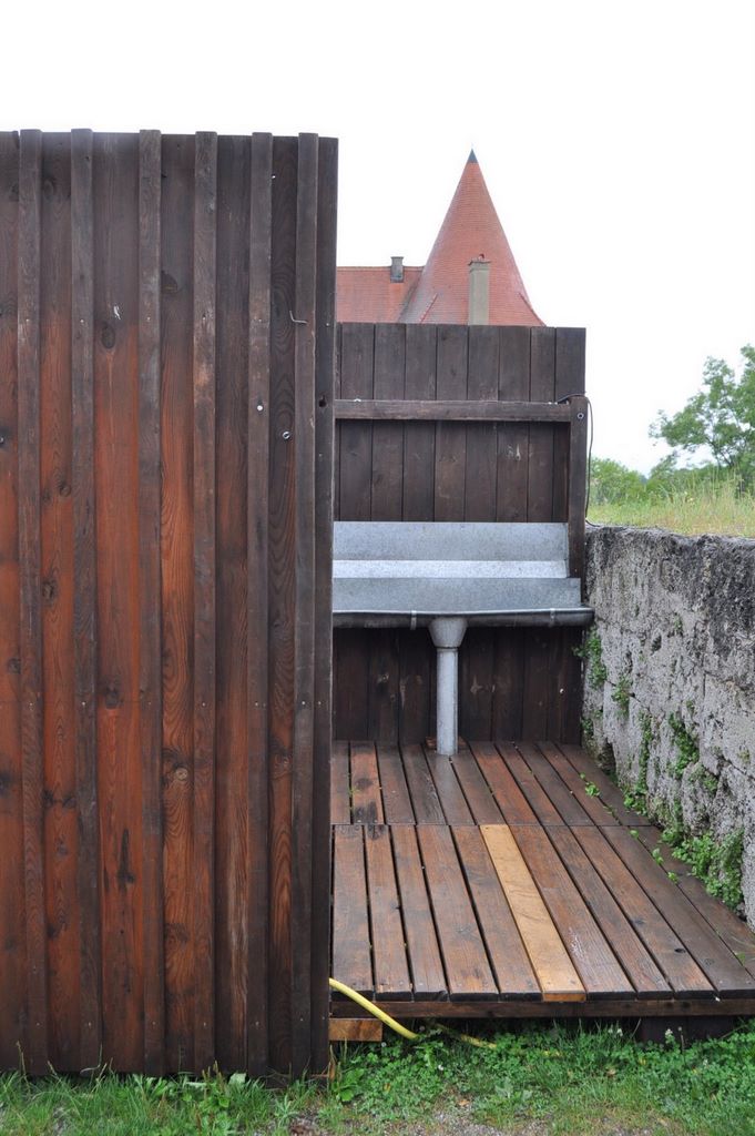 2009_07_18_germany_burghausen_castle_130_innermost_courtyard_26.jpg (large)